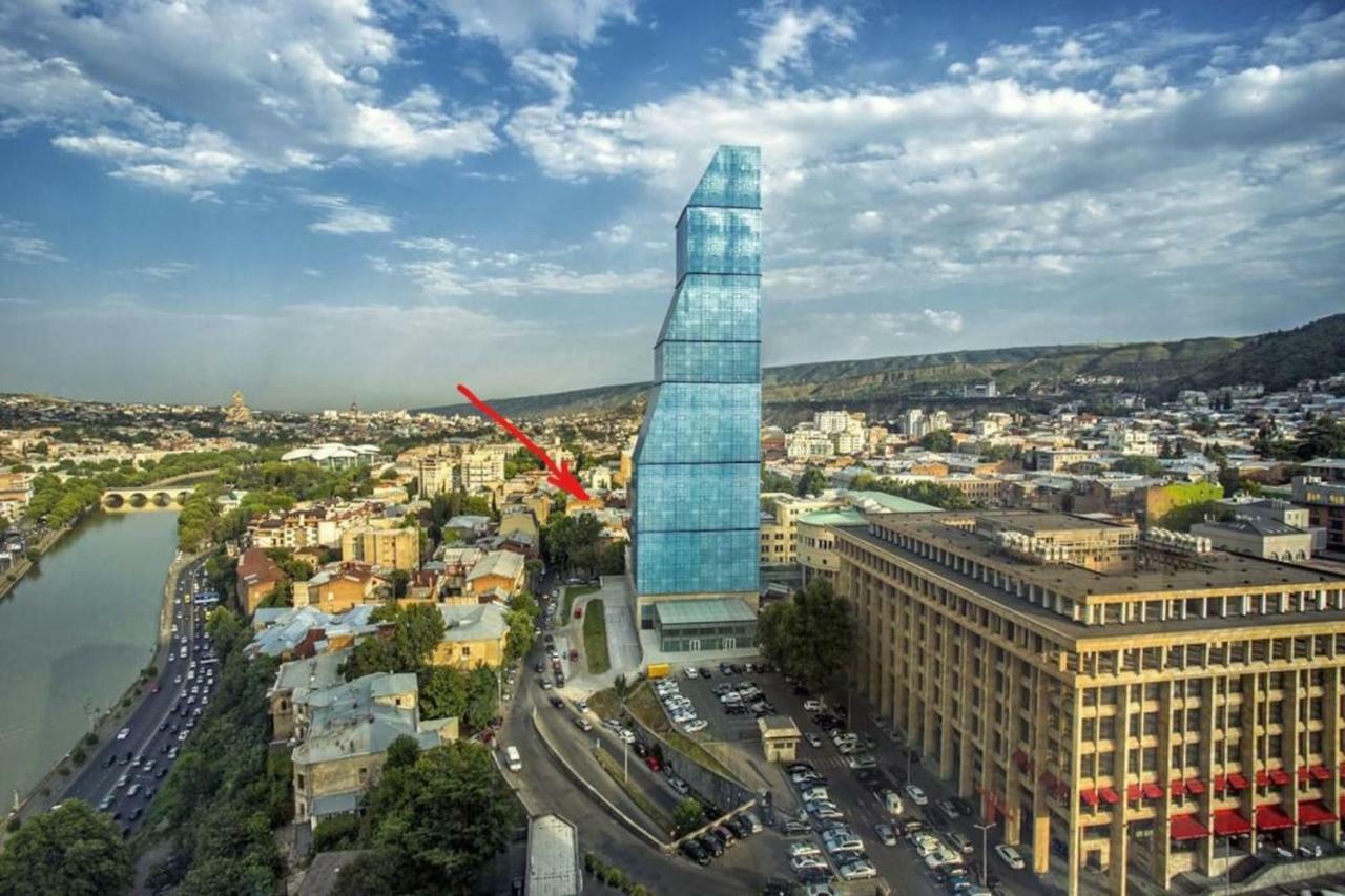 Near The Opera Apartment Tbilisi ภายนอก รูปภาพ